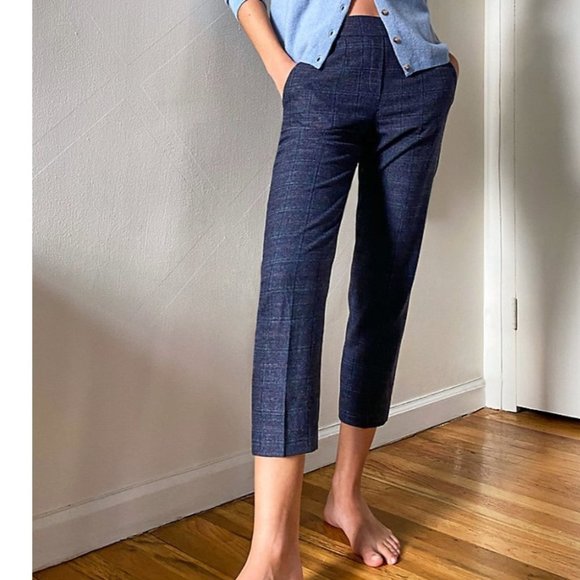 Aritzia Pants - Aritzia Babaton Conan Cropped Dress Pant size 2 Blue Pinstripe Wool Cashmere